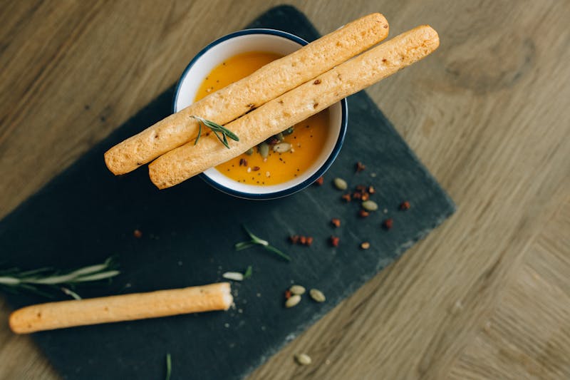 Cheesy breadsticks with mozzarella and dipping sauce